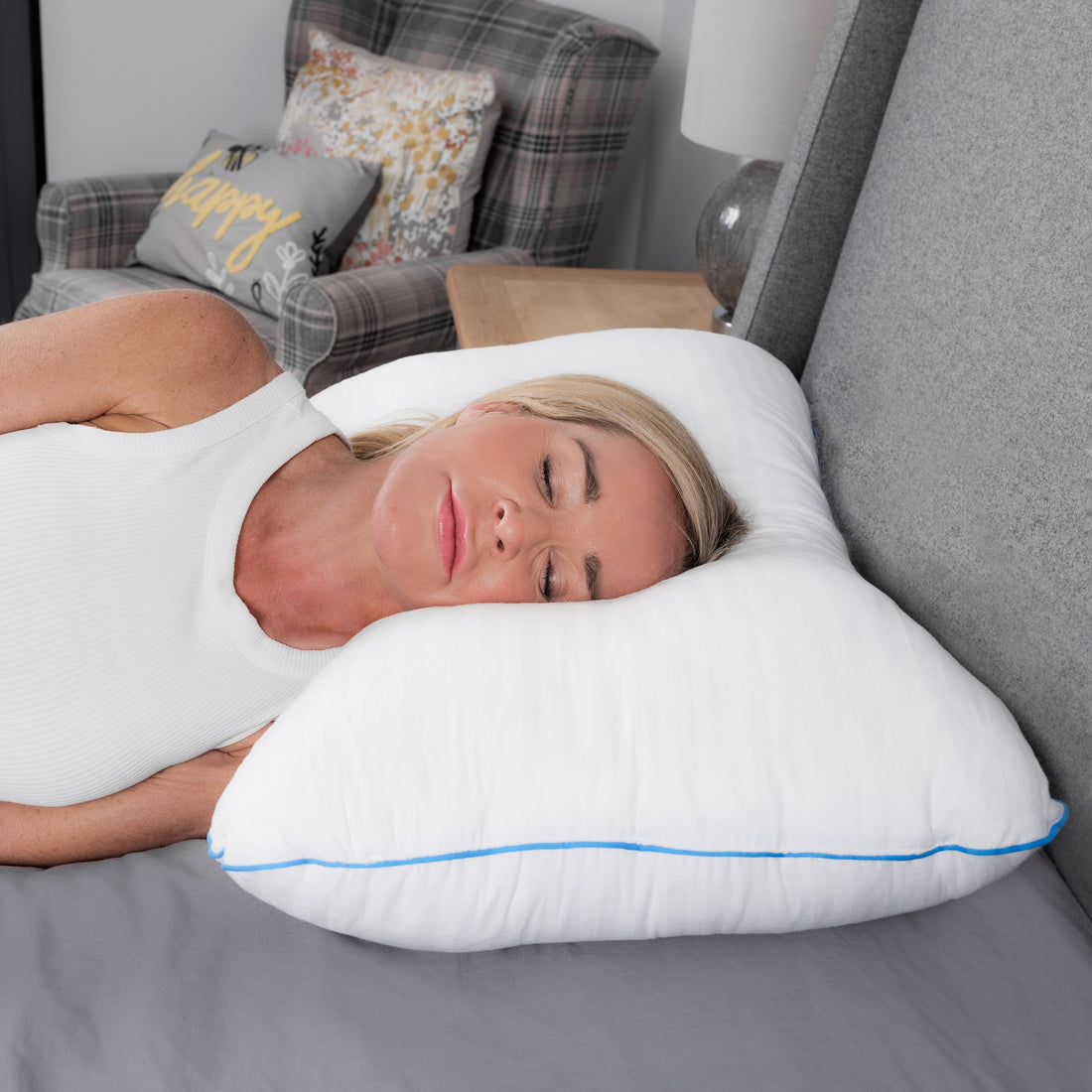 Discover the "SLEEPGENIE" Pillow: Adjustable Comfort for Restful Sleep